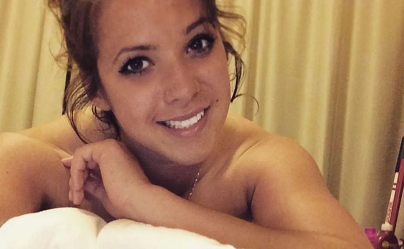 Maria Andrejczyk rozgrzewa zimą. "Wracaj na stadiony Marysiu"