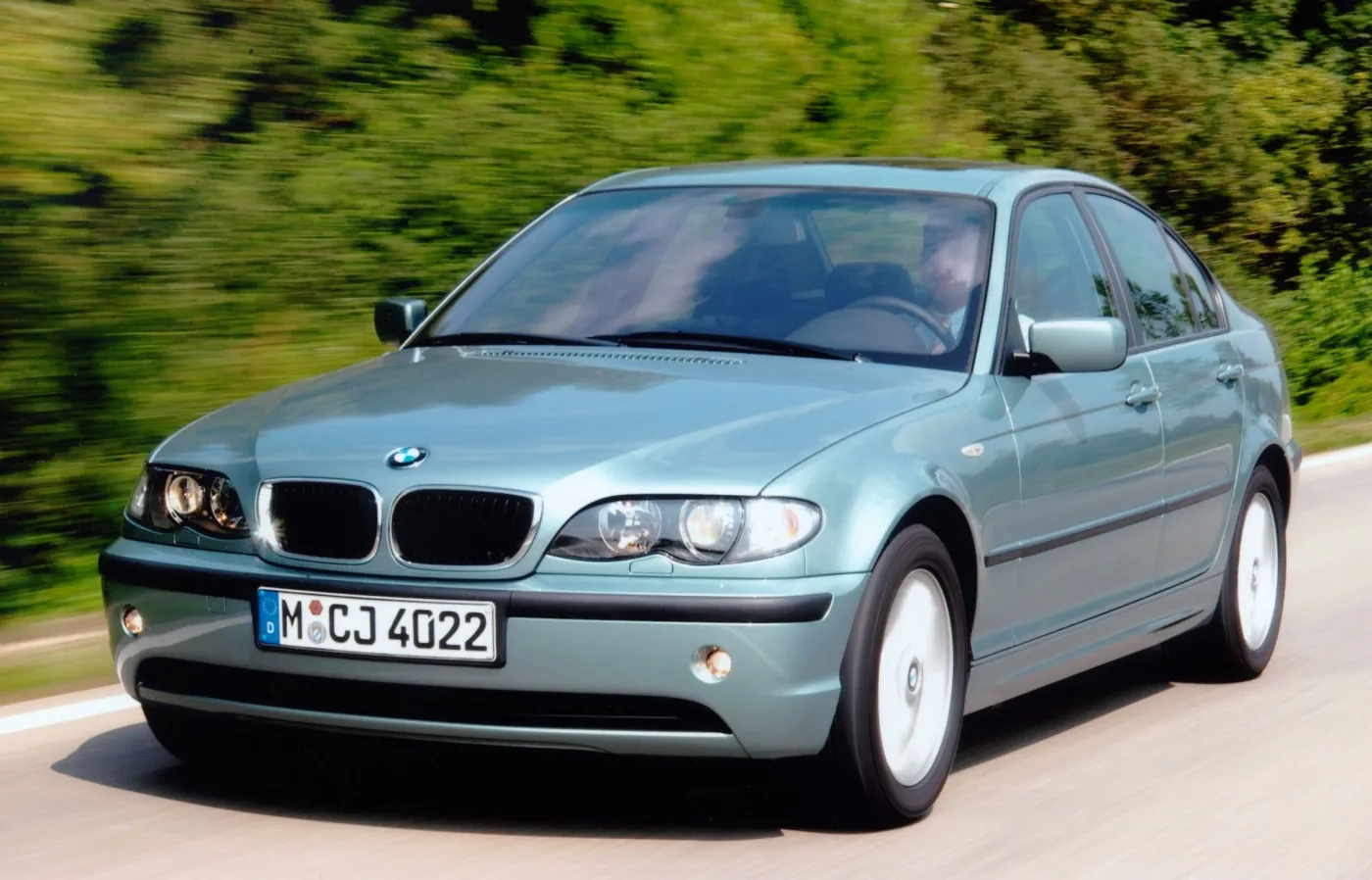 6641664-bmw-serii-3-e46.jpg