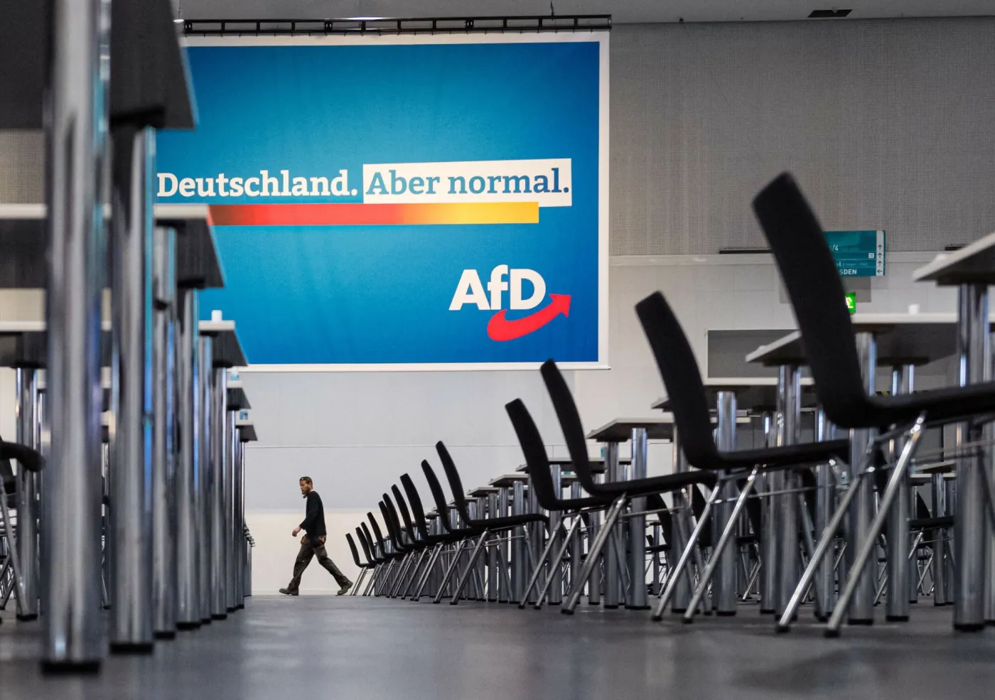 Niemiecka partia chciała deportować własnych obywateli do Afryki? Jest stanowisko