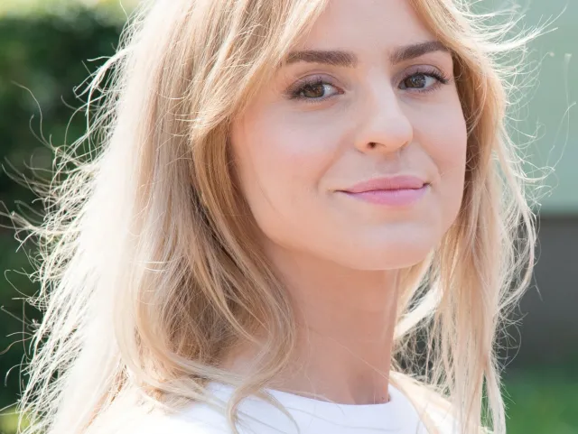 Katarzyna Tusk w najmodniejszej kurtce sezonu. Sprawdź, jak wygląda ten model [FOTO]