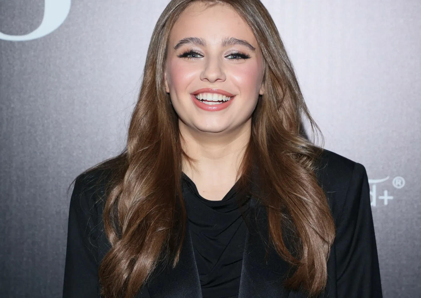 Oliwia Bieniuk pozuje w odważnej sesji zdjęciowej