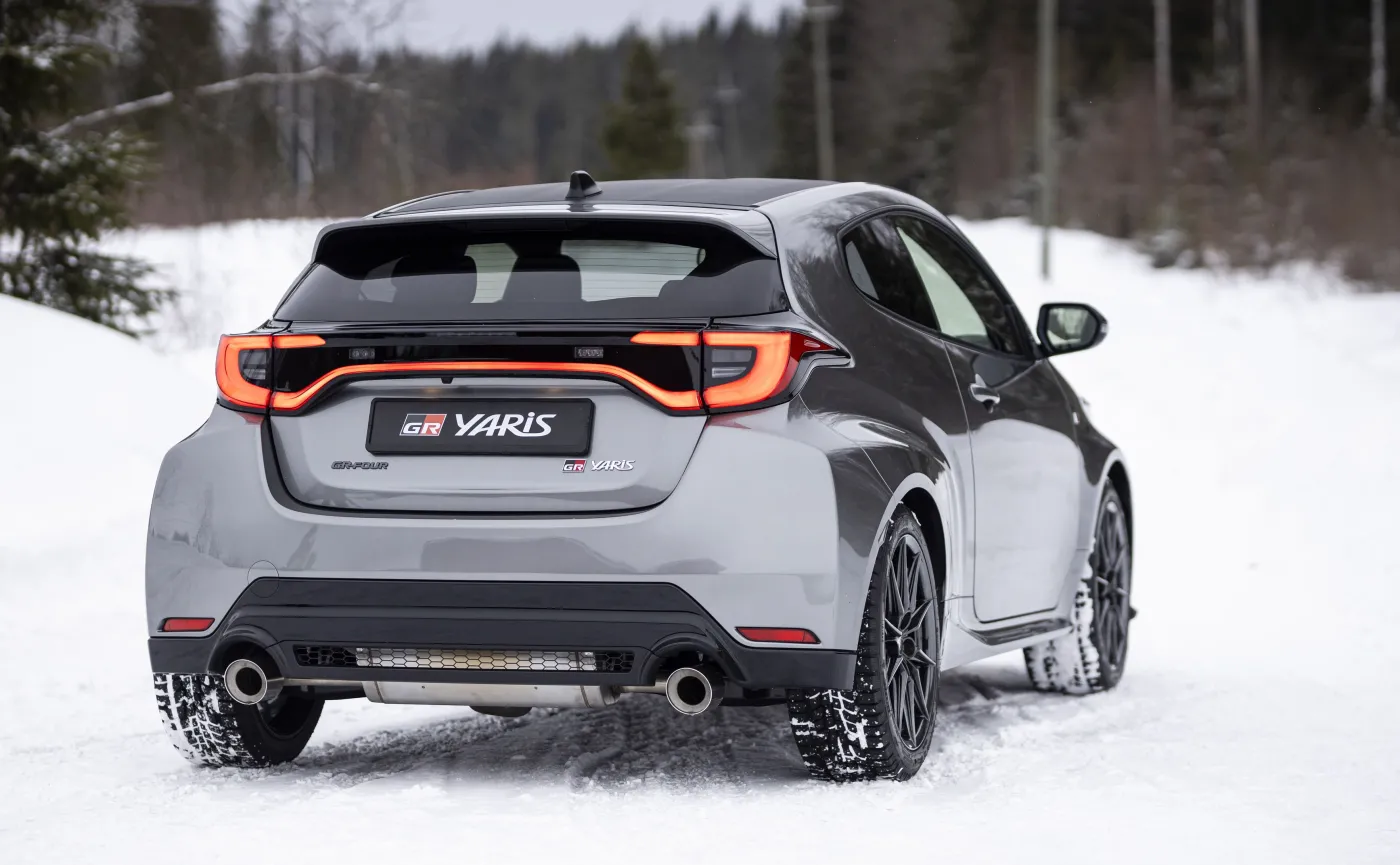 toyota-gr-yaris-38113831.jpg