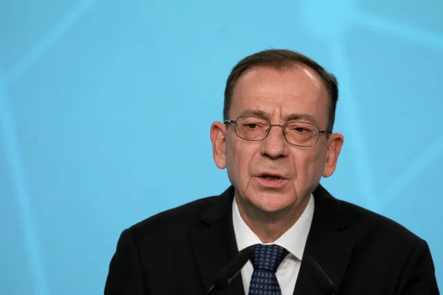 Dwa przesłuchania w tym samym czasie. Co zrobi Kamiński?