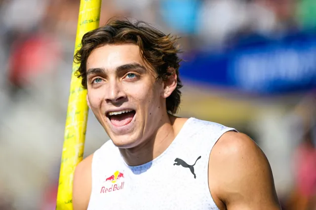 Armand Duplantis wziął udział w prestiżowym turnieju... golfa