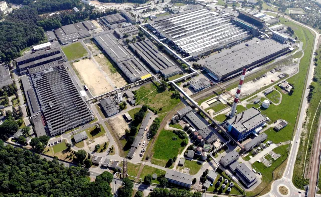Amerykański koncern inwestuje w Polsce i szuka pracowników. Czym kusi?