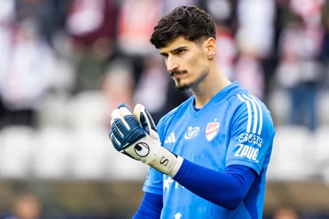 Raków sprzedał bramkarza do Sportingu. Rekordowa kwota transferu