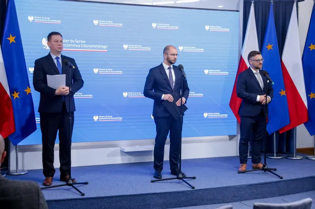 Do zwrotu 2,2 mln zł. Wstrzymano dotacje na ponad 5 mln zł. Wśród beneficjentów sympatycy PiS