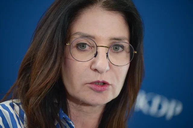 Należy zakończyć procedurę odwołania dwóch członków państwowej komisji ds. pedofilii