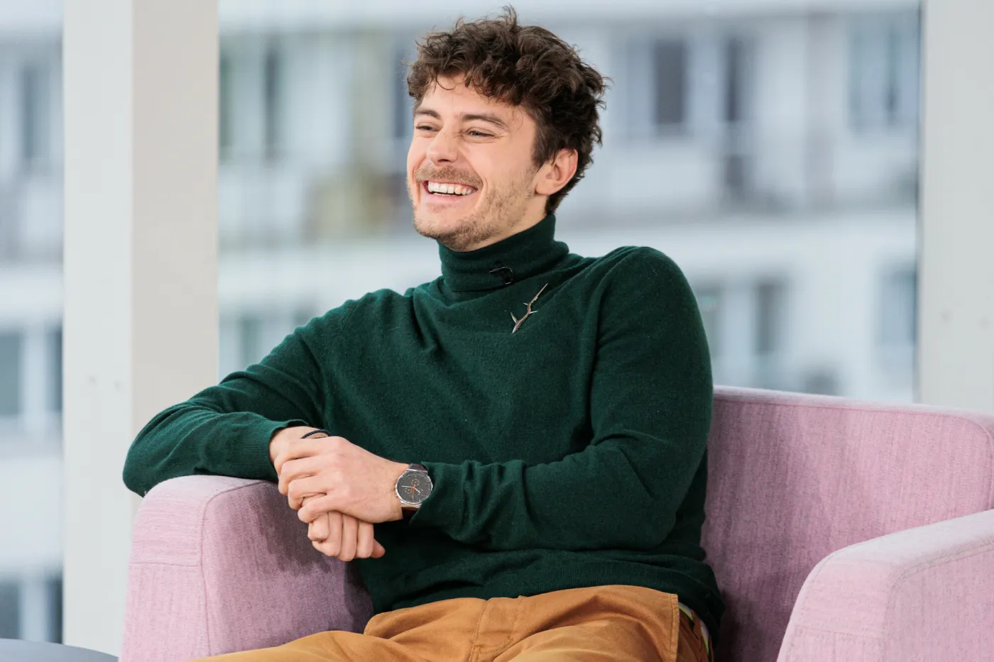 Jako jedyny Polak wystąpił na otwarciu Igrzysk Olimpijskich. Jego wstęp olśnił i zachwycił