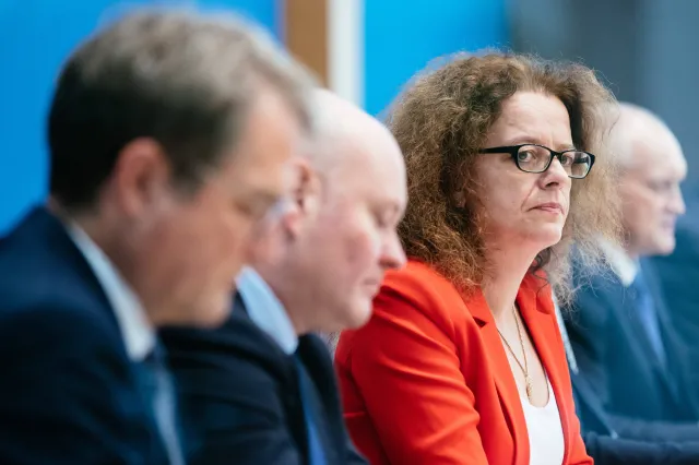 Jak Europa naprawdę postrzega Kamalę Harris? Politico wyciąga zakulisową rozmowę