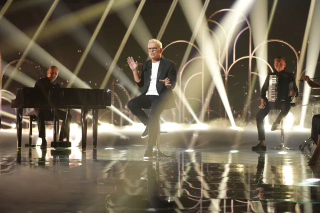 Wielki powrót Roberta Janowskiego do TVP. Mamy zdjęcia z planu [FOTO]