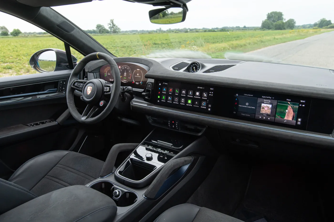Porsche Cayenne Turbo E-Hybrid Coupe z pakietem GT