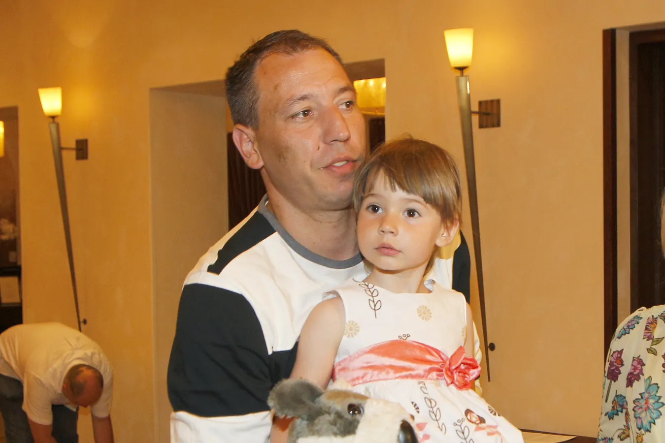 Jacek Olszewski wziął ślub. Wdowiec po Agacie Mróz znowu zakochany [FOTO]