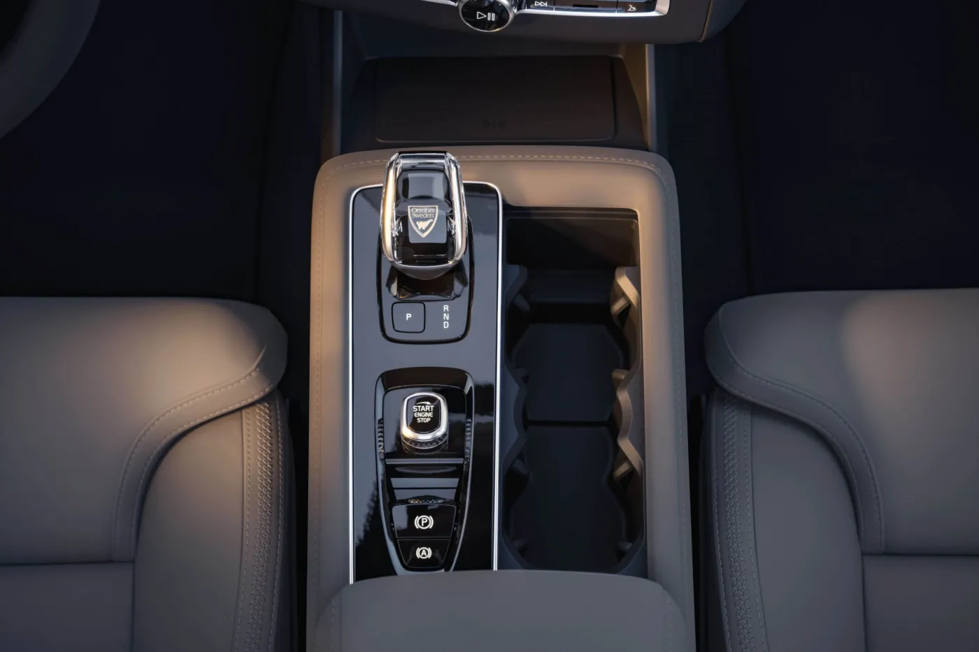 nowe-volvo-xc90-38283587.jpg