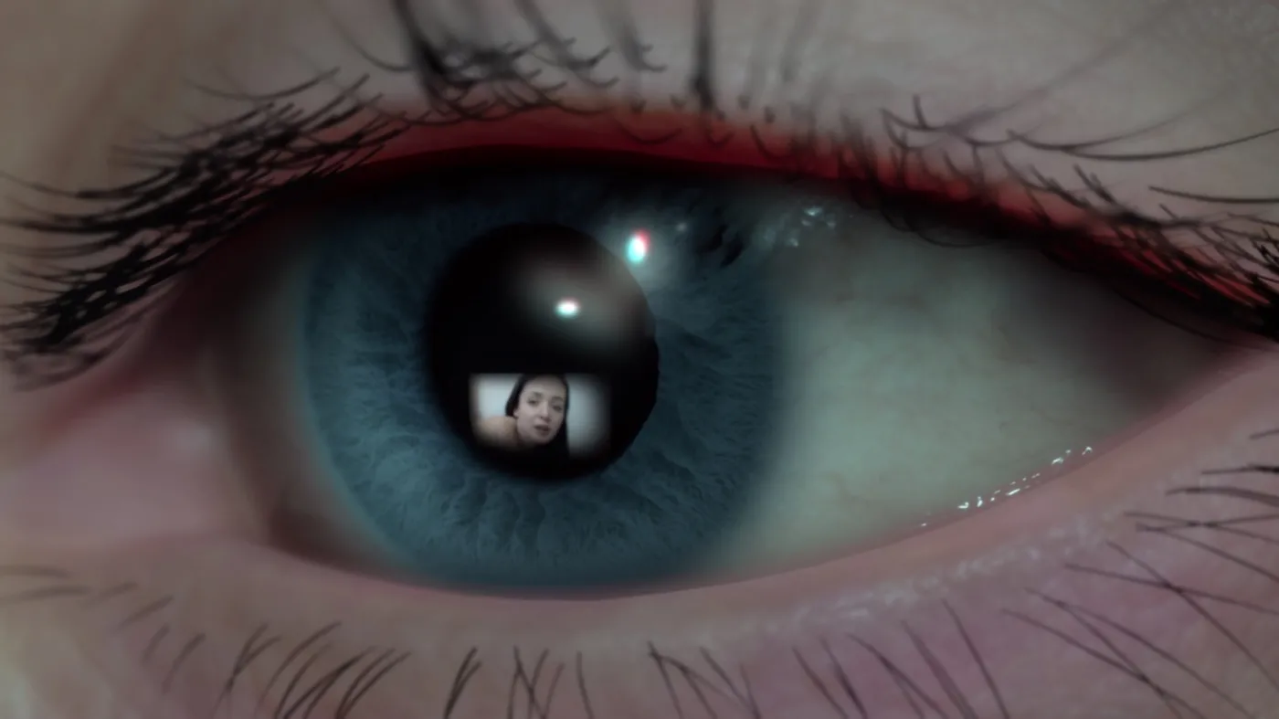 Ktoś powklejał w klatki jej twarz i wypuścił do sieci. Wstrząsający film