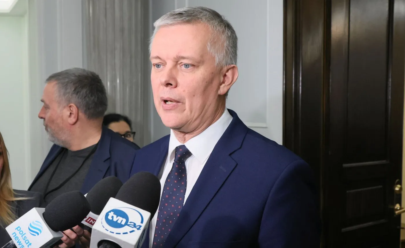 "Bulwersujące informacje". Siemoniak o wynikach audytu w służbach