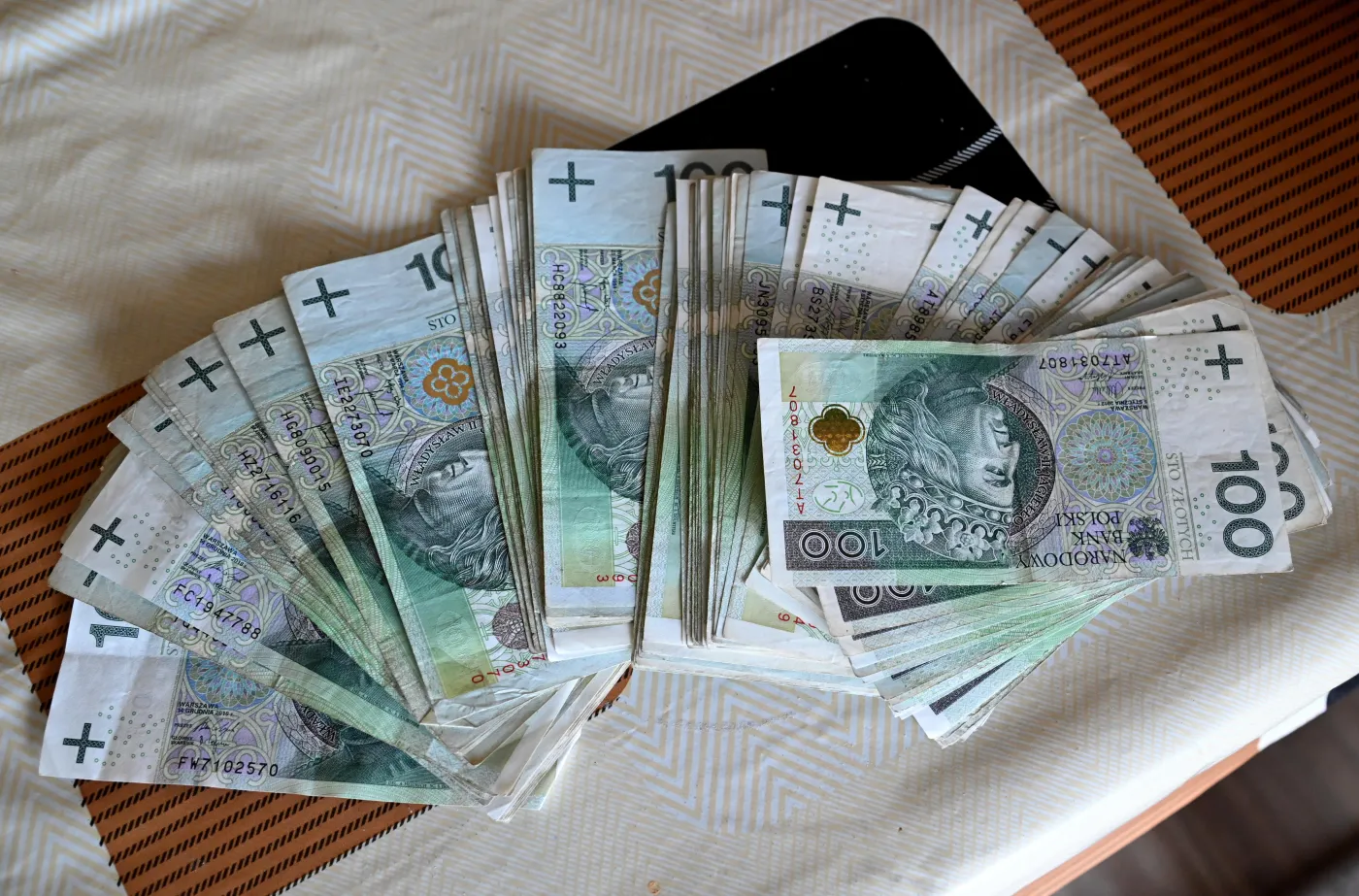 banknoty, pieniądze, RPP, stopy procentowe, inflacja