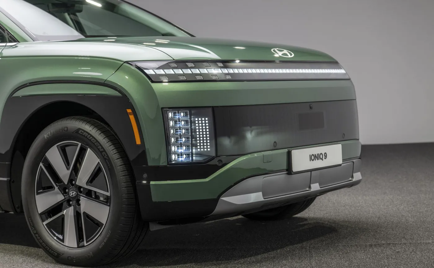 hyundai-ioniq-9-38347964.jpg
