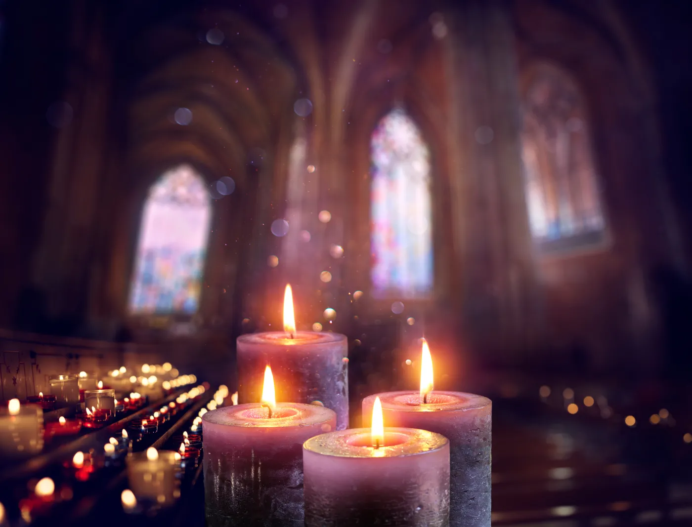 W Kościele katolickim rozpoczyna się adwent. Tak wierni przygotowują się do Bożego Narodzenia
