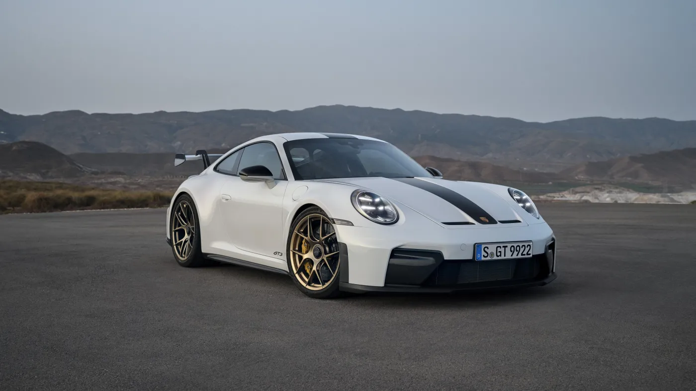 porsche-911-gt3-38356293.jpg
