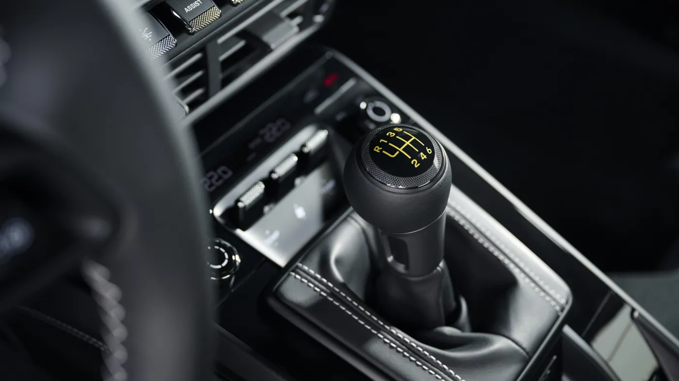 porsche-911-gt3-38356304.jpg