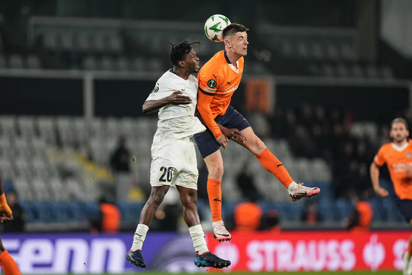 Krzysztof Piątek z asystą i kolejnym golem w Lidze Konferencji