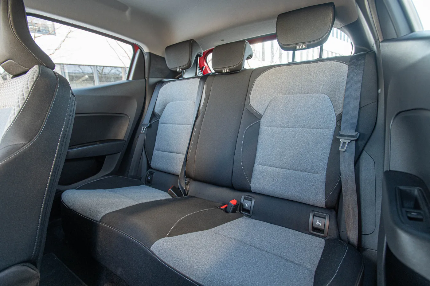 mitsubishi-colt-38378553.jpg