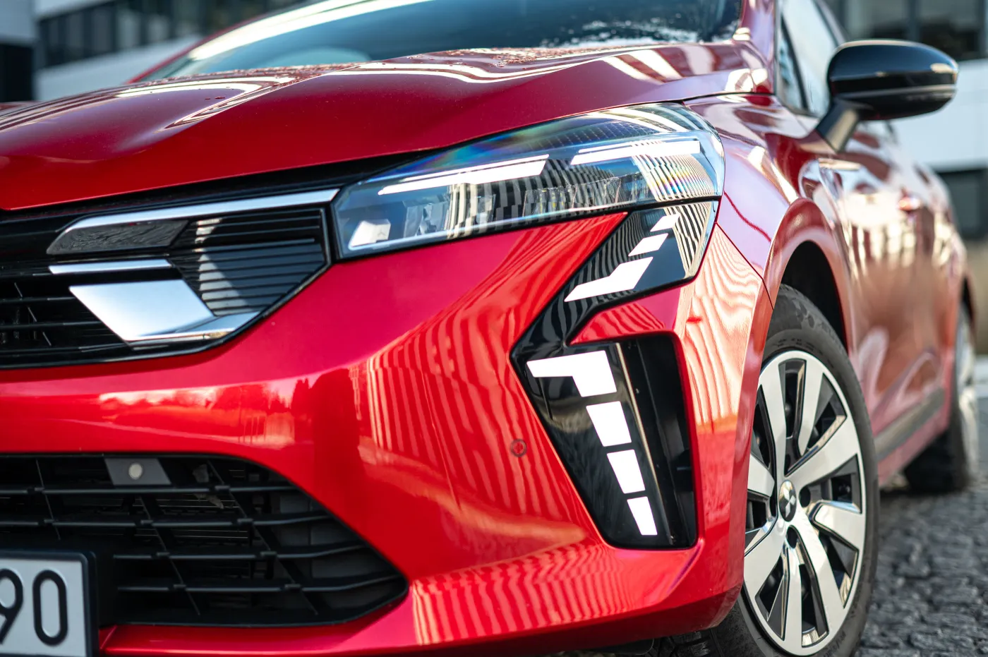 Taniej niż hybrydą. Oto nowe Mitsubishi z fabrycznym LPG. Cena?