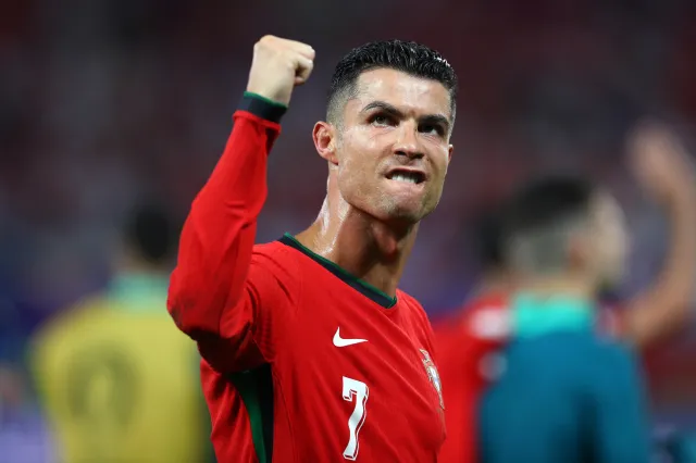 Cristiano Ronaldo spotkał się w Laponii ze Świętym Mikołajem
