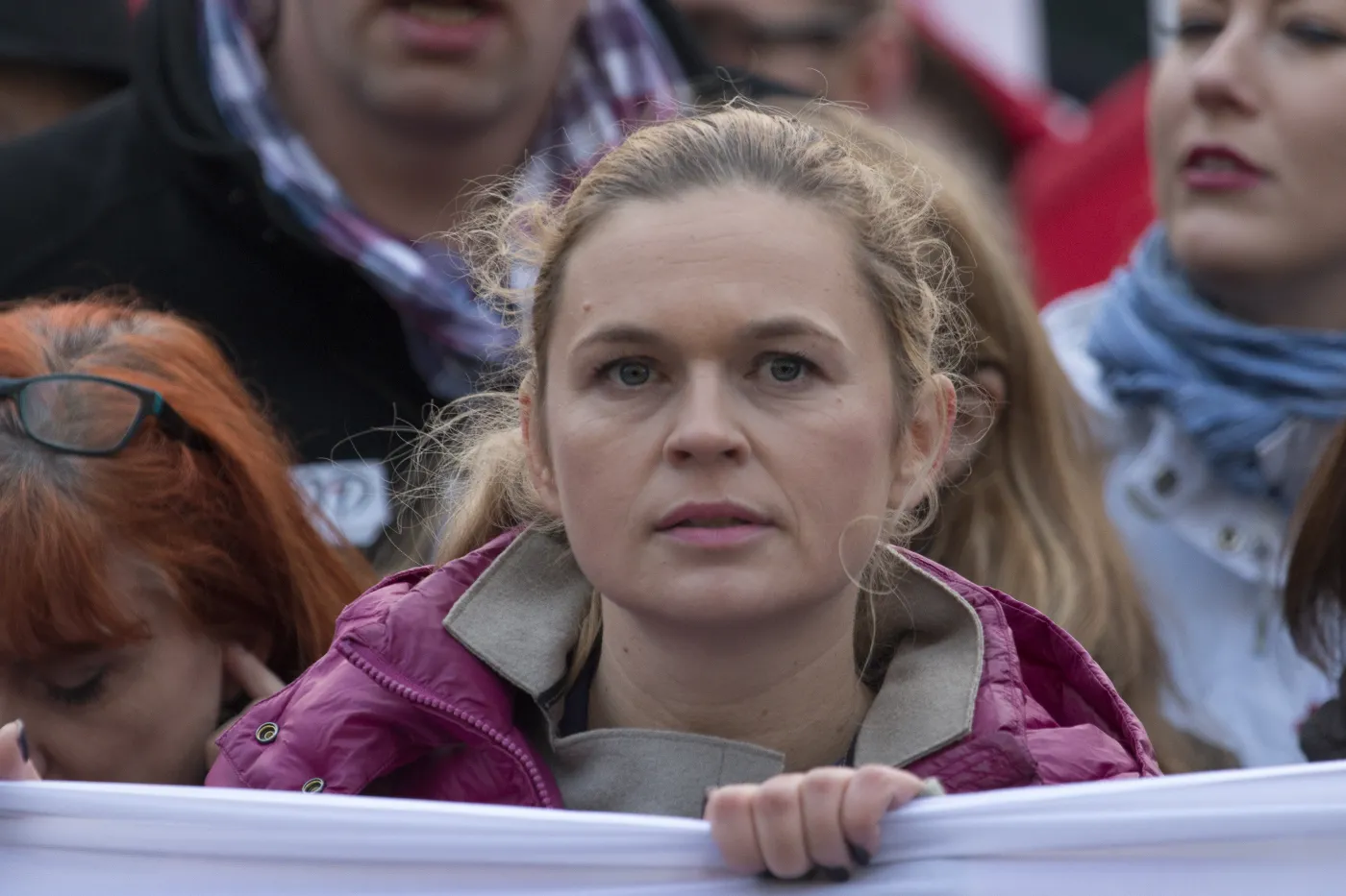 Nowacka obrażona na stadionie. "Chcieliśmy napisać, że jesteś w porządku, ale przejęzyczyliśmy się"