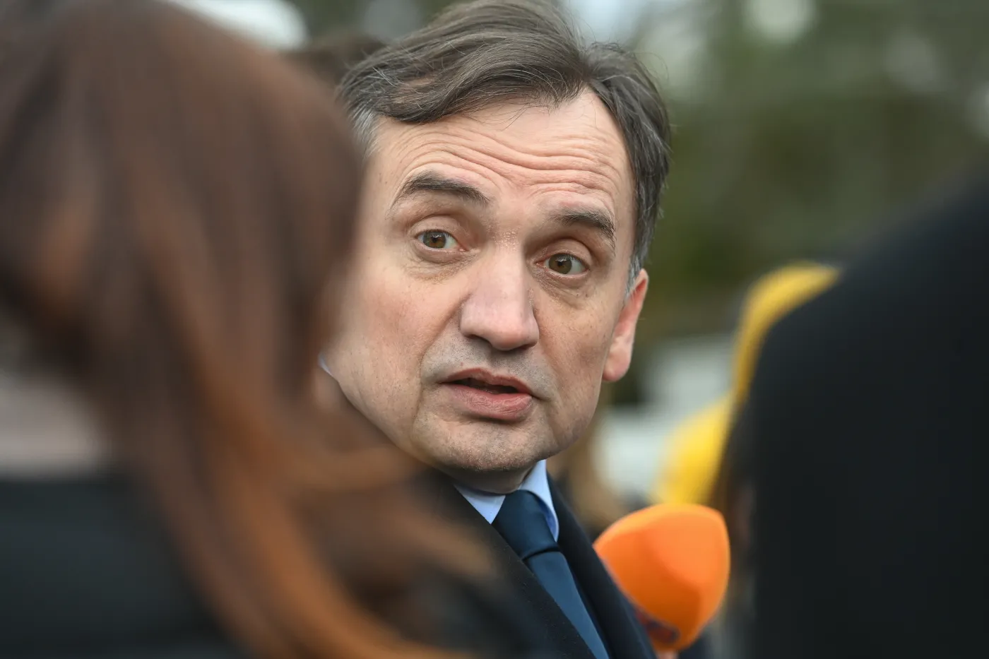 Zbigniew Ziobro nagle wyjeżdża z Polski. Ujawnił powód