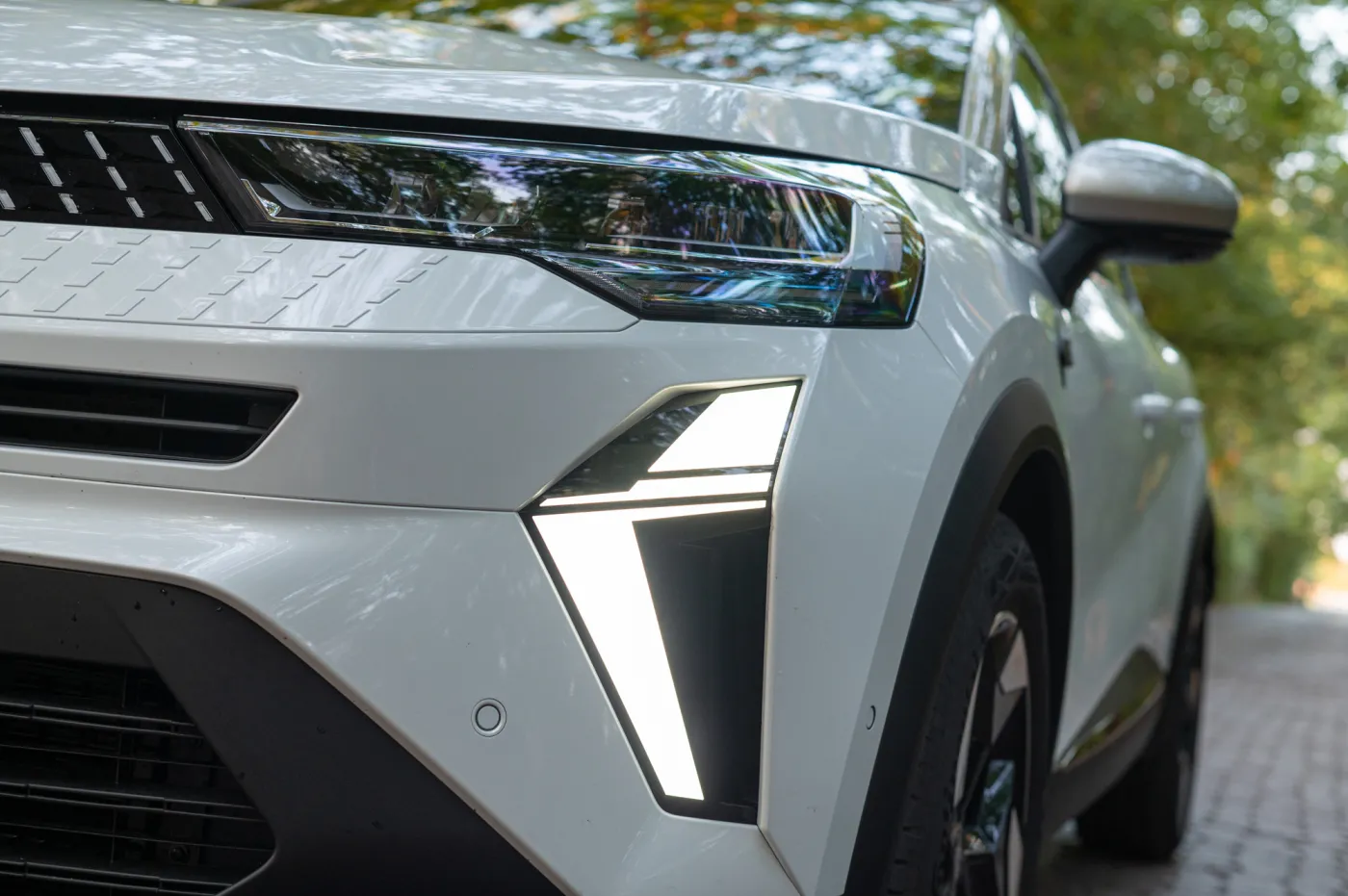 Tak wygląda teraz najtańszy SUV Renault. Ile kosztuje?