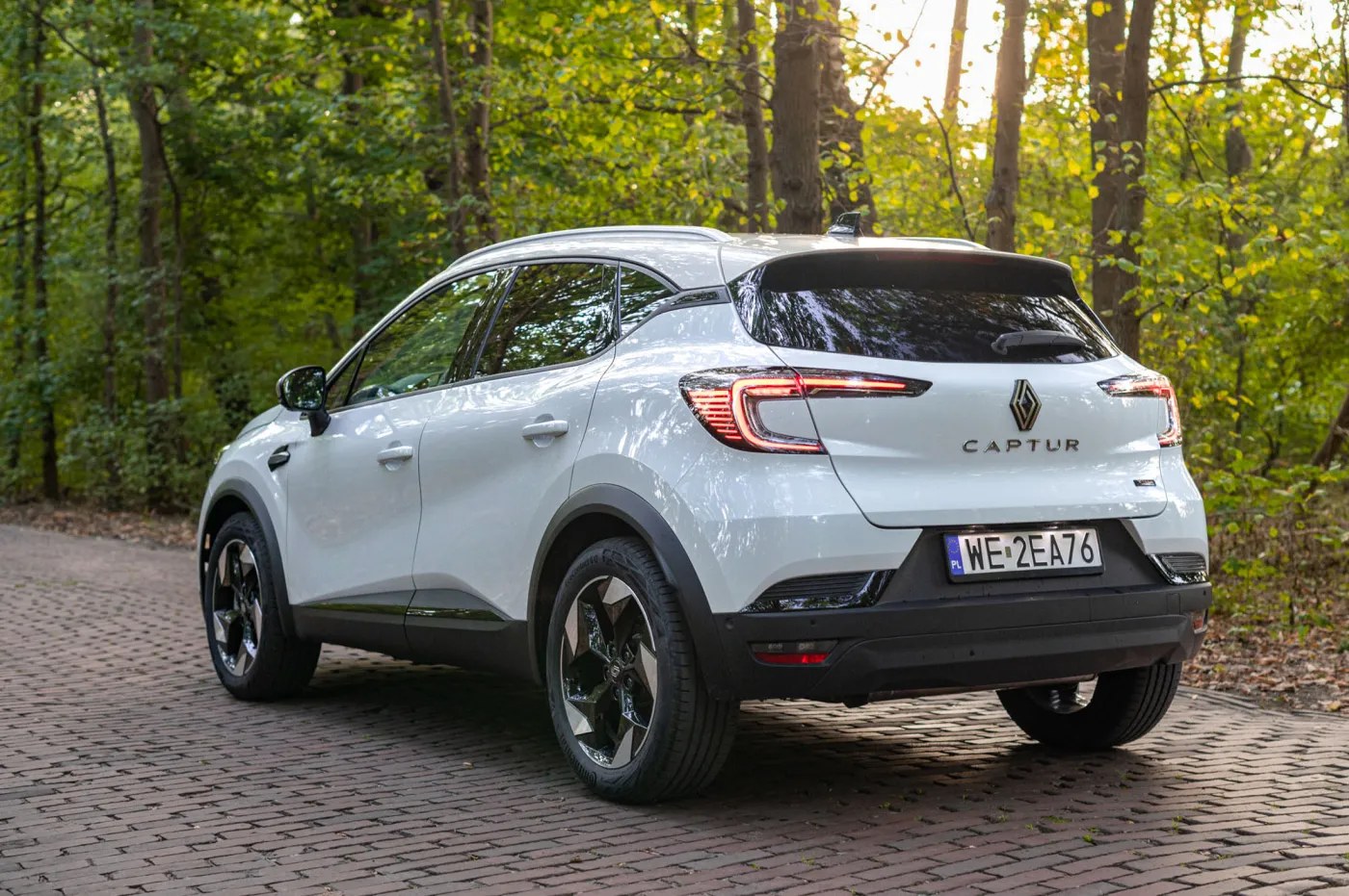 renault-captur-38403378.jpg