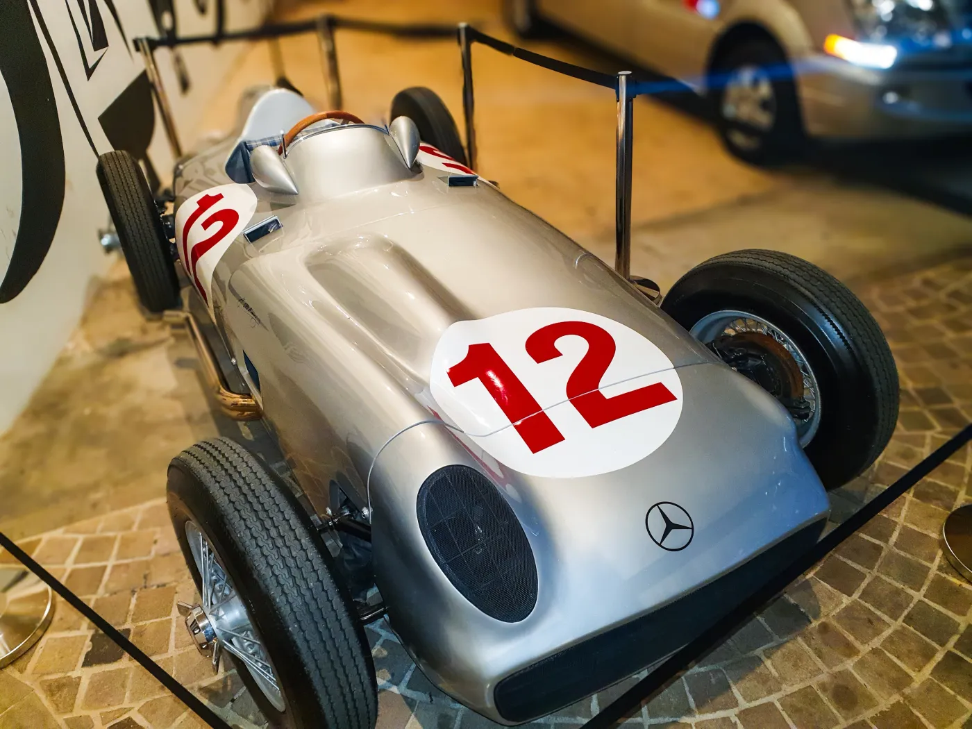 Rekordowa cena za Mercedesa z 1955 roku. Na świecie są tylko cztery takie auta