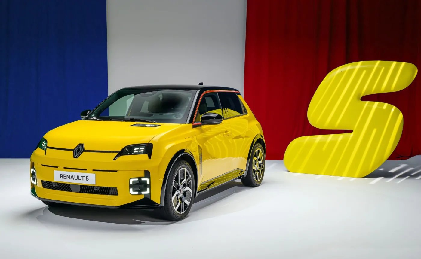 nowe-renault-5-38296520.jpg