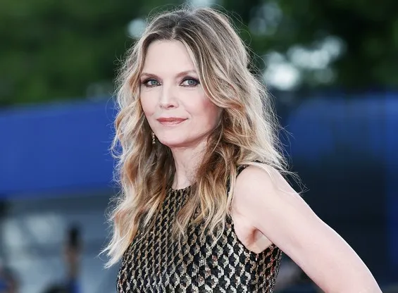 Michelle Pfeiffer w kampanii Saint Laurent. Rzadko widzimy ją w takim wydaniu