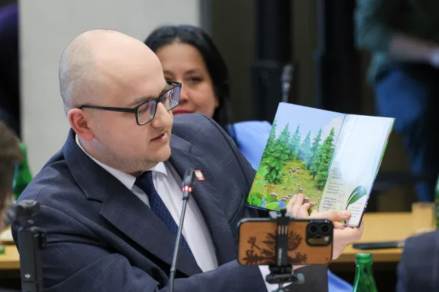 Dariusz Matecki usłyszał sześć zarzutów. Co grozi posłowi PiS?