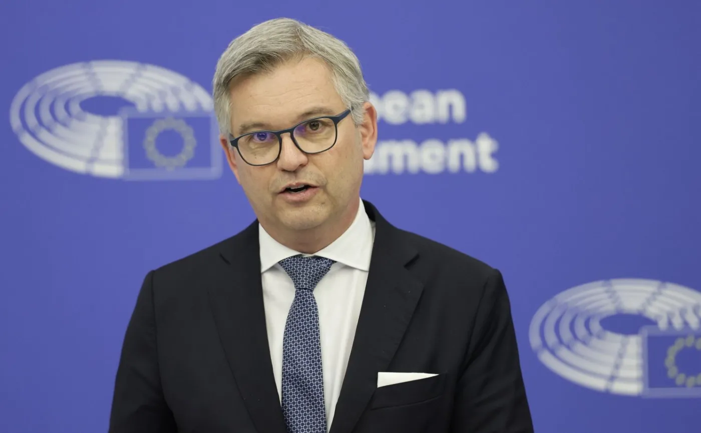 "Zaczynamy robić porządki". KE przedstawia nowy system deportacji nielegalnych migrantów