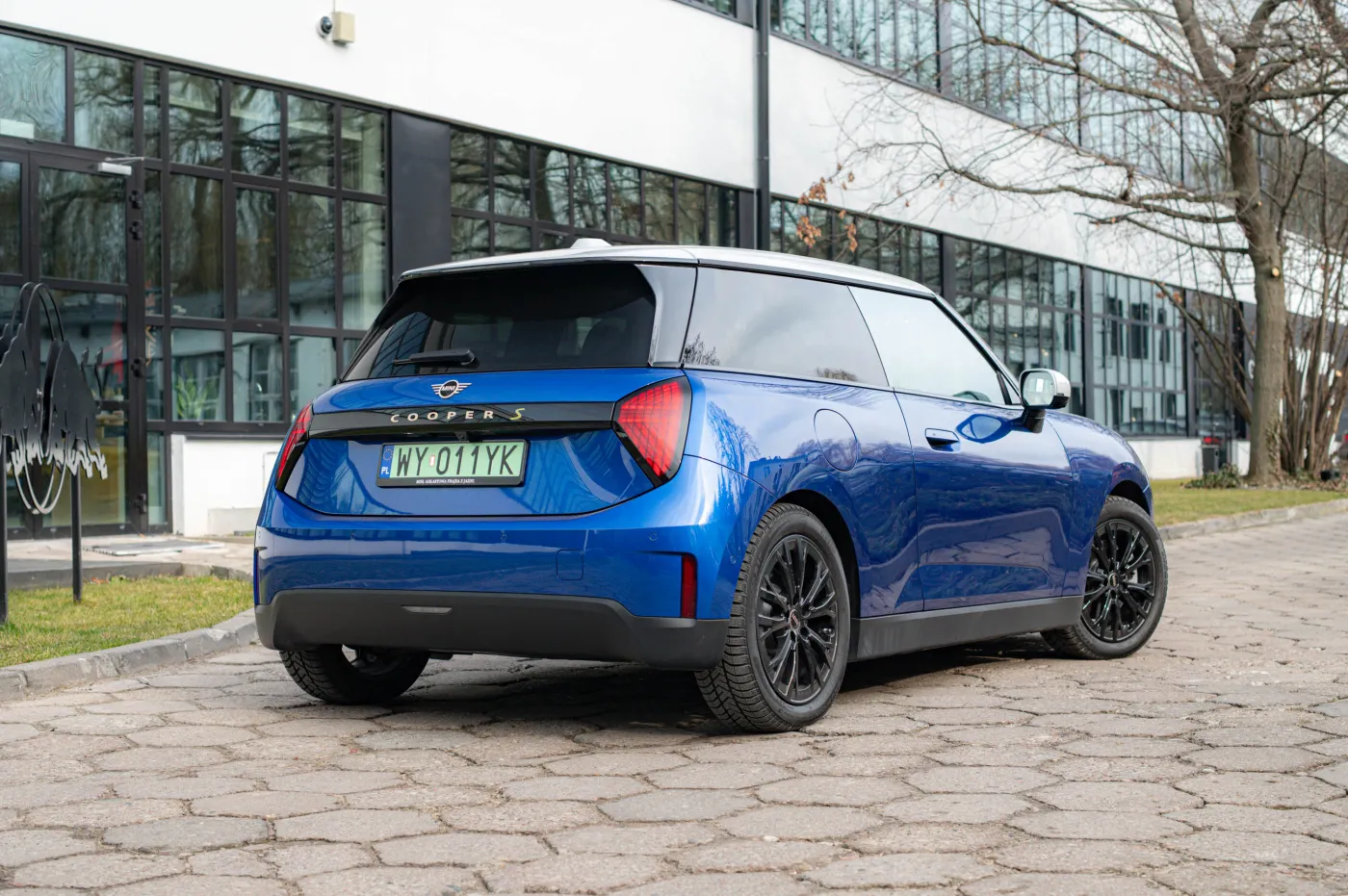 mini-cooper-se-38441178.jpg