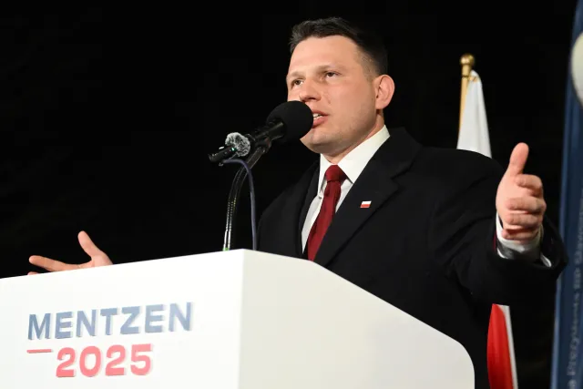 Zagraniczna prasa pod wrażeniem Mentzena: "Polski Trump" zaczyna wygrywać