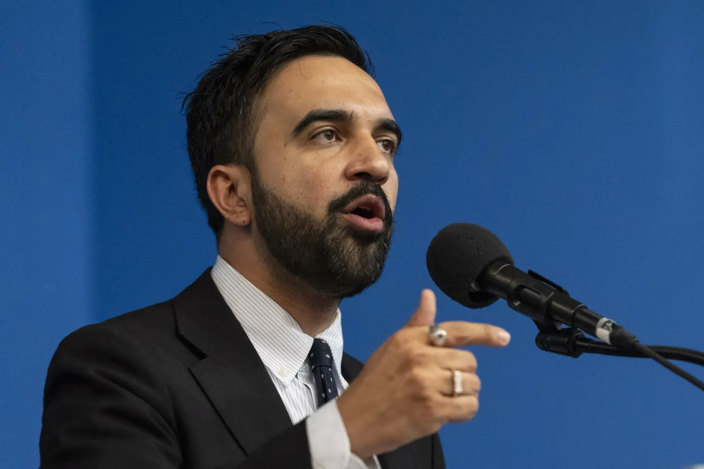 Mamdani rośnie w siłę. Trump wyzywa go od "komunistycznych szaleńców" i grozi deportacją