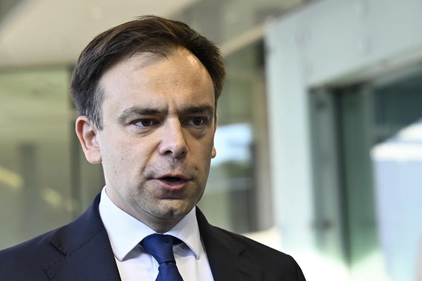 Ograniczenie dostępu do gotówki? Minister Finansów mówi jasno