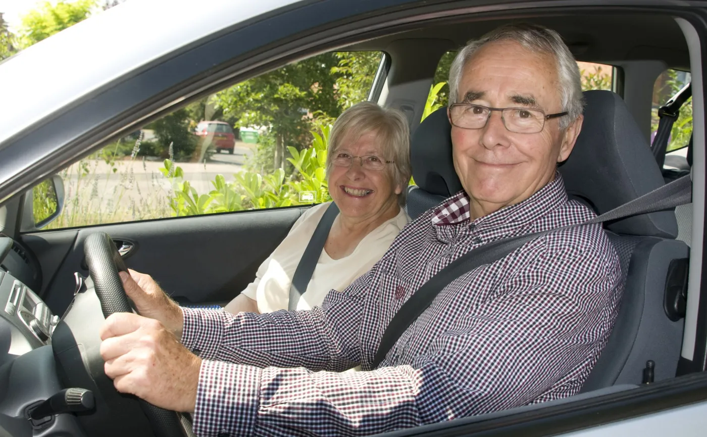 Seniorzy stracą prawo jazdy? Jest decyzja ws. badań lekarskich kierowców, UE zmienia zasady