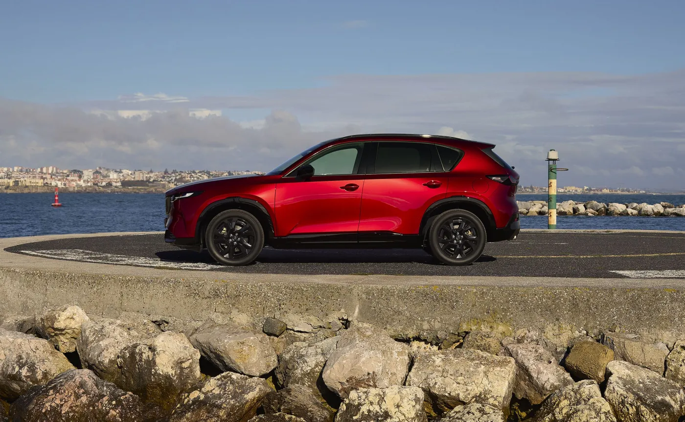 Nowa Mazda znika w ciemno. Oto duży SUV w chińskiej cenie. Ile kosztuje?