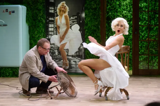 Najpierw "Sztos", teraz "Pół żartem...". Olaf Lubaszenko znowu reżyseruje