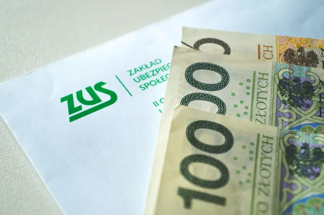 Emerytura po powrocie. Jak ZUS oblicza kapitał początkowy z pracą za granicą