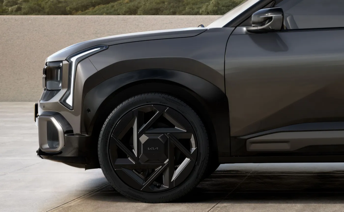 Kia zaszalała. Nowy SUV jest ładny, szybki i oszczędny. Ile kosztuje?