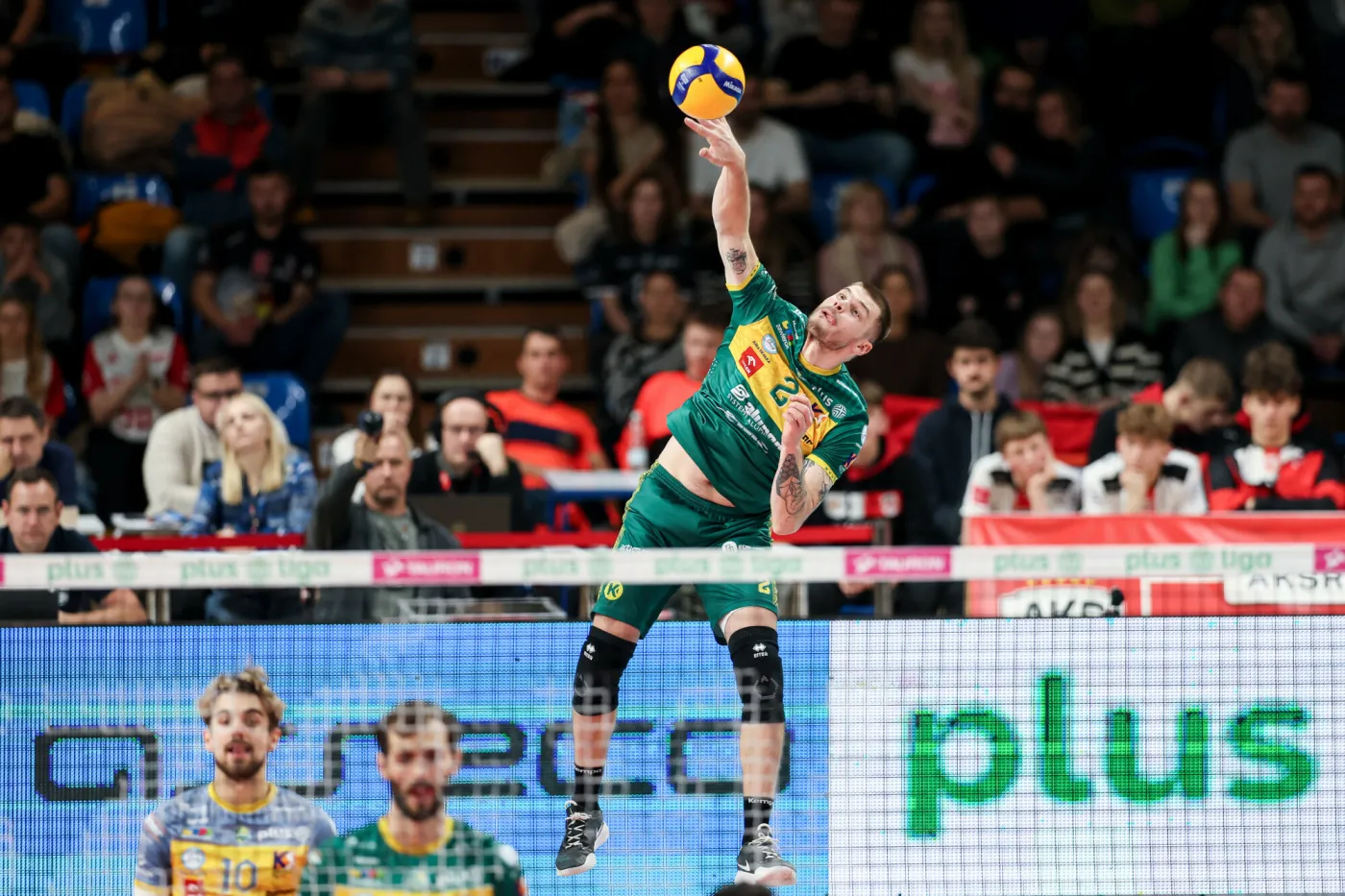 Siatkarze z Zawiercia Klubowe Mistrzostwa Świata zaczęli od wygranej. Pokonali pokonali w brazylijski Volei Renata