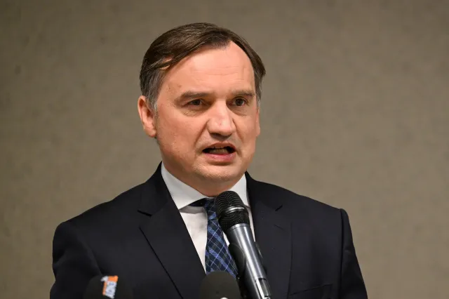 Zbigniew Ziobro dostał azyl na Węgrzech. Prawnik przytacza słynny wpis Donalda Tuska