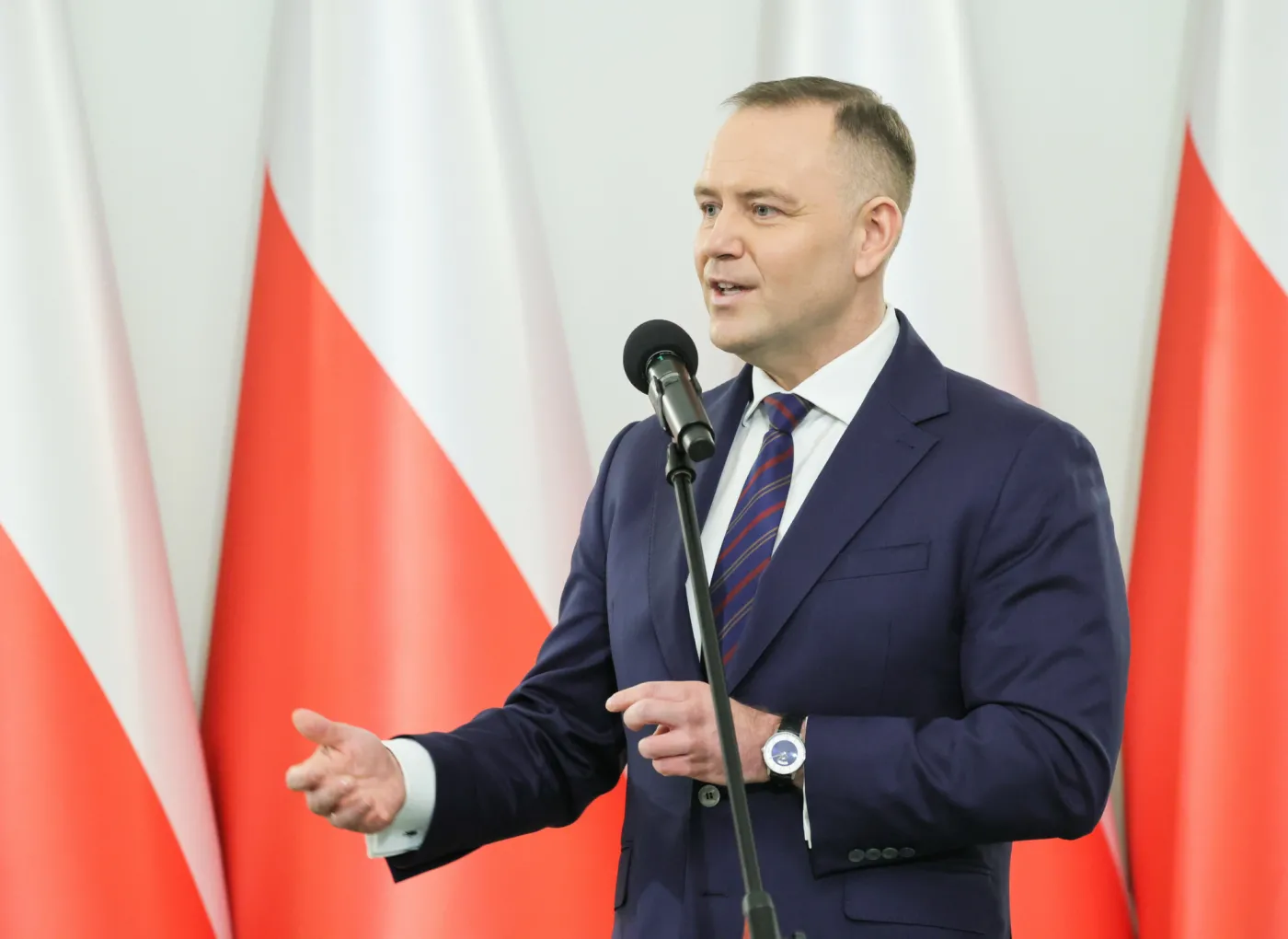 Nawrocki: Europa zaangażowała się w mało istotne kwestie ideologiczne